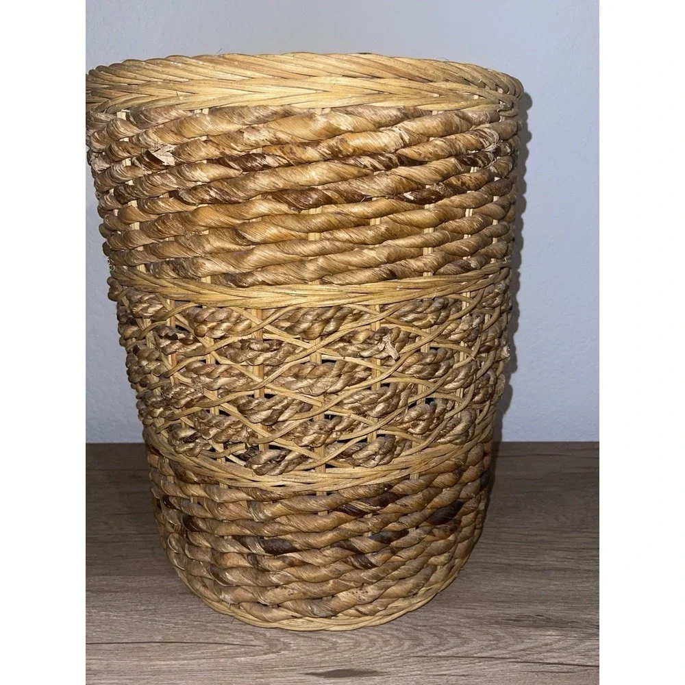 Vintage Hand Woven Wicker Seagrass‎ Waste Basket Trash Can